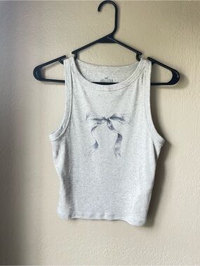 Hollister Grey Graphic Ribbed Tank Top - Bow Print Size Medium